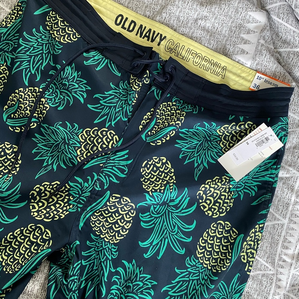 Old Navy Men’s swim shorts